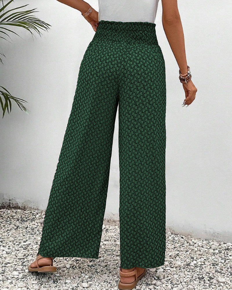 Sommerfeld | Lisette Broek met Wijde Pijpen en Geometrische Print