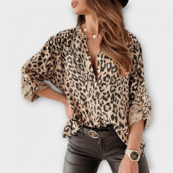 Iara - Moderne blouse met luipaardprint