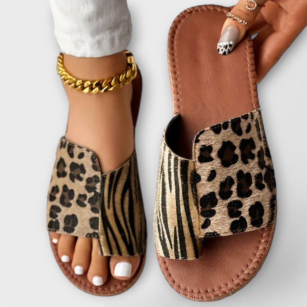 Tareyja - Bicolor sandalen met luipaardprint