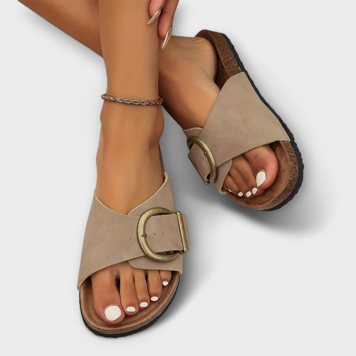 Margarida - Kurken sandalen voor dames met gespdesign