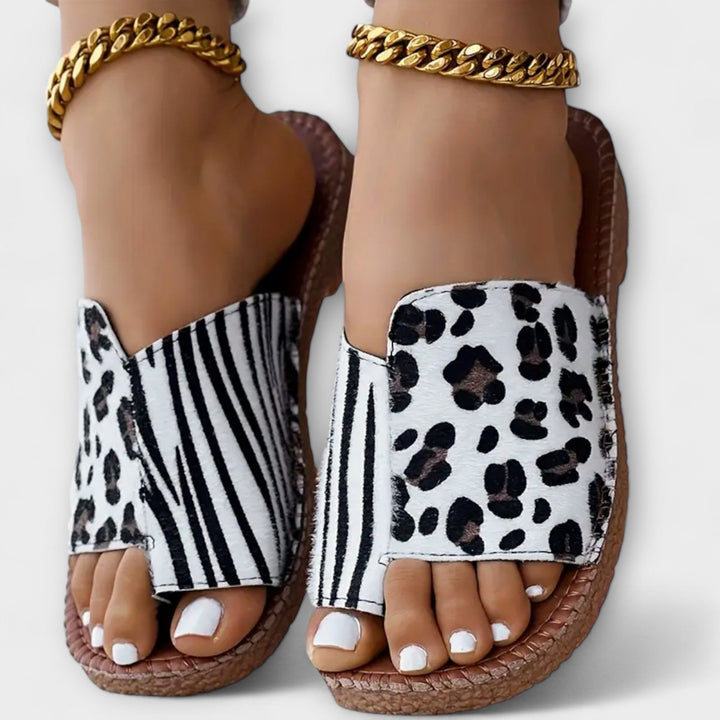 Tareyja - Bicolor sandalen met luipaardprint