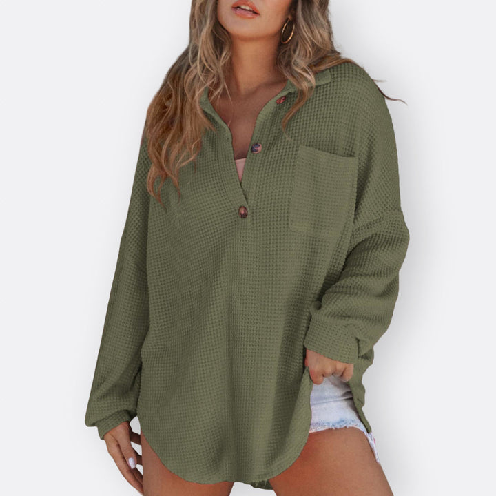 Inês - Lichte Tuniek Blouse met V-hals en Knopen