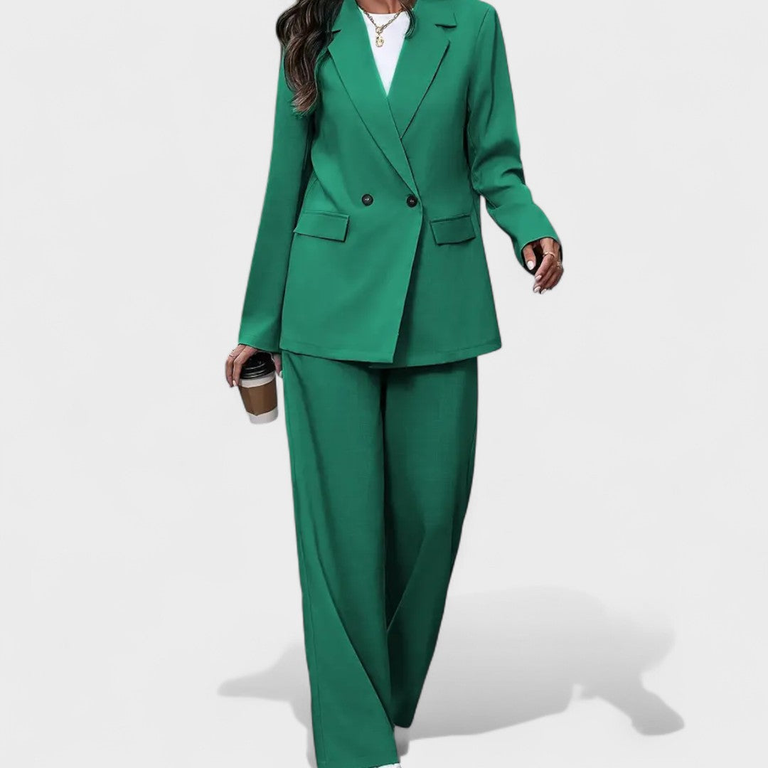 Micaela - Elegante Outfit