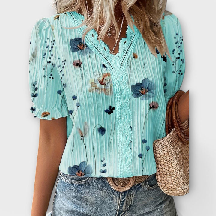 Emília - Blouse met V-hals