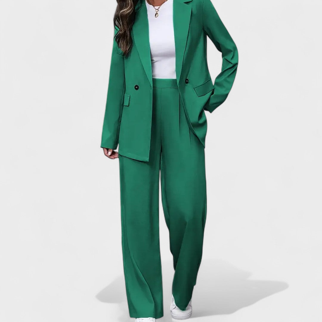 Micaela - Elegante Outfit