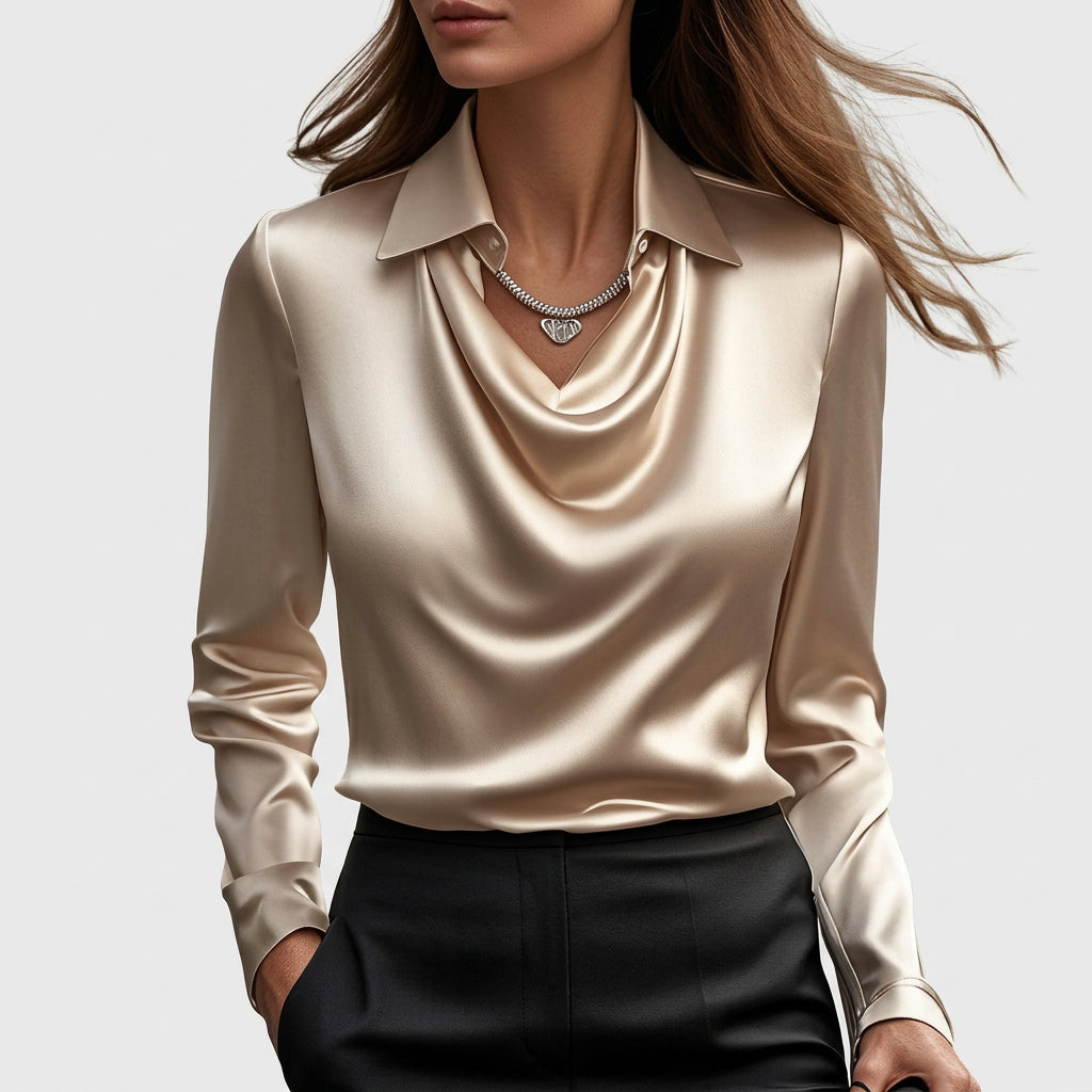 Inês - Luxe Satijnen Blouse met Zachte Halslijn