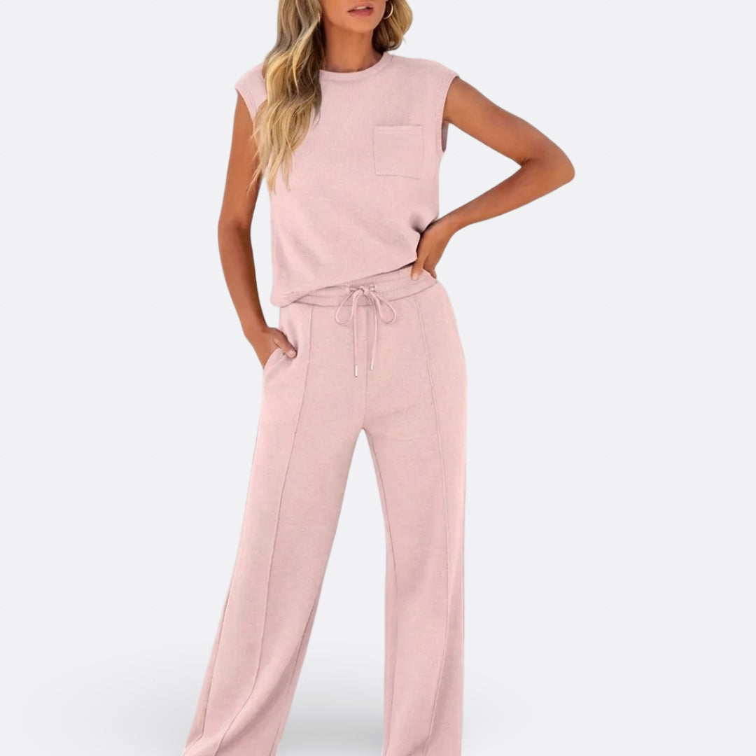 Íris - Casual Set in Zachte Lounge Stof
